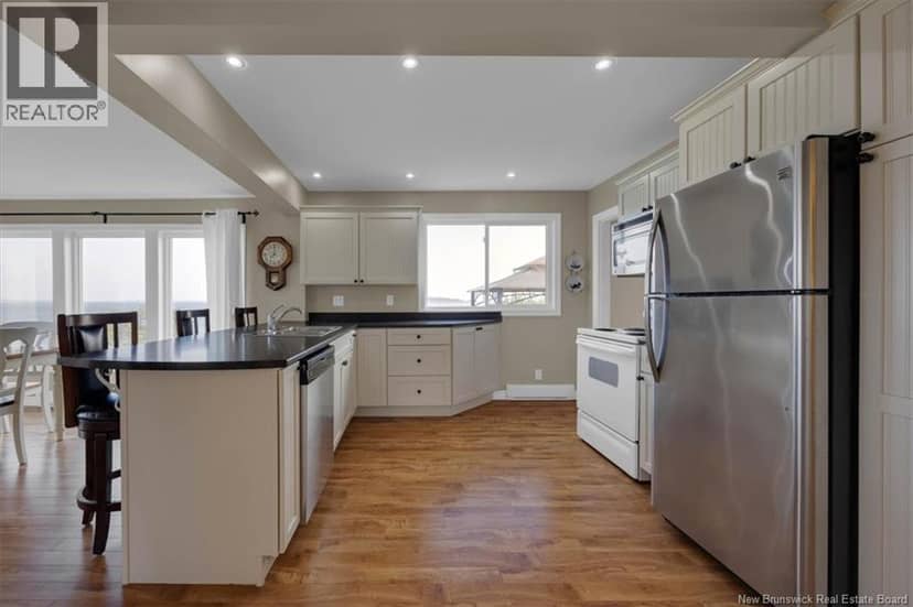 280 Holts Point Road — photo 9 of 40
