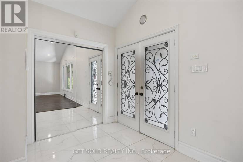156 Duncan Road, Richmond Hill, photo 3