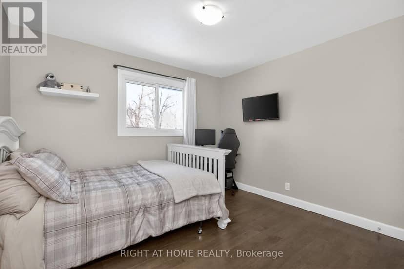 4116 Innisfil Beach Road — photo 23 of 40