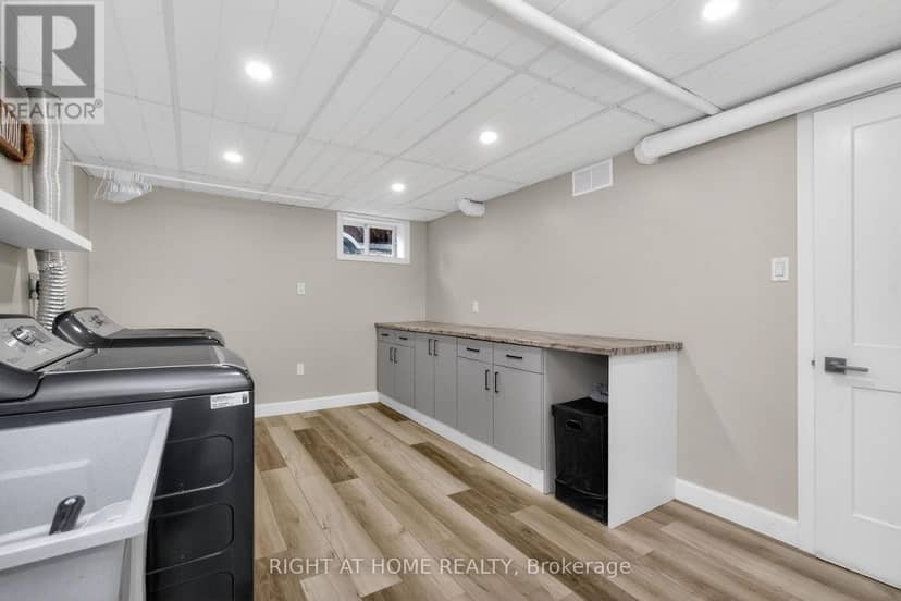 4116 Innisfil Beach Road — photo 36 of 40