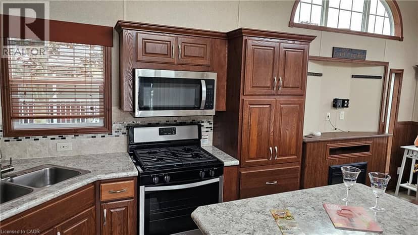 274 FRONT Road Unit# 88, St. Williams, photo 4