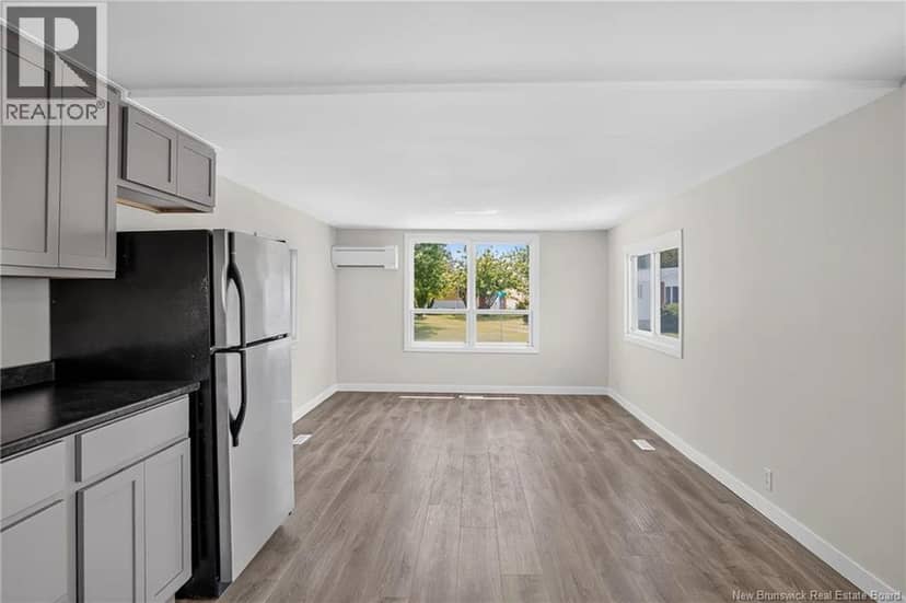 19 Gull Street — photo 2 of 21