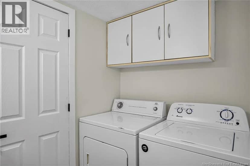 19 Gull Street — photo 12 of 21