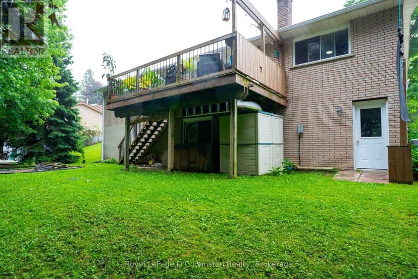 217 Albert Street — photo 37 of 40