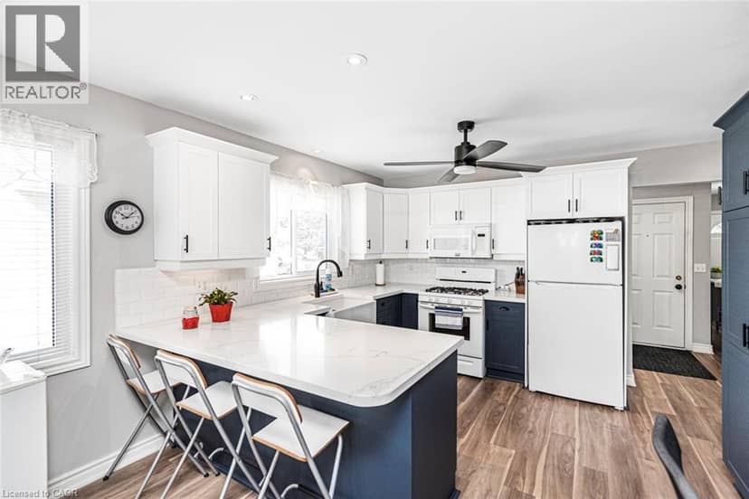 26 MAPLEWOOD Court — photo 17 of 40