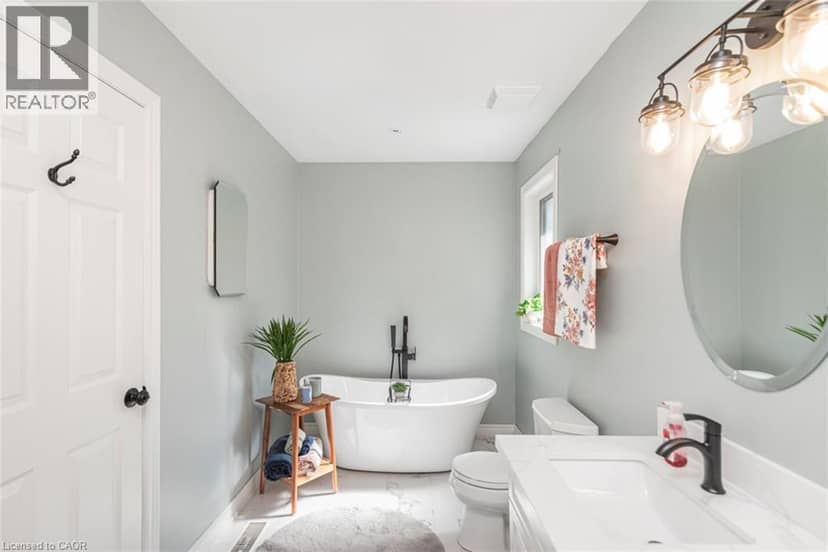 26 MAPLEWOOD Court — photo 33 of 40