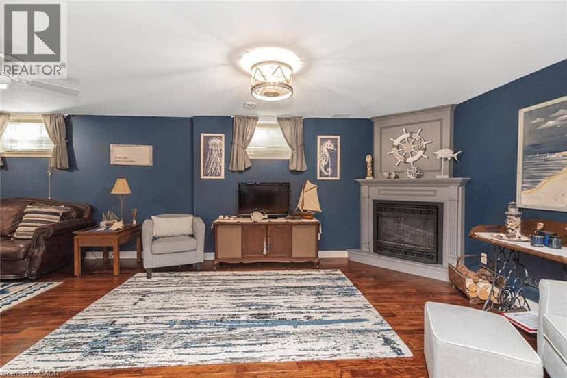26 MAPLEWOOD Court — photo 37 of 40