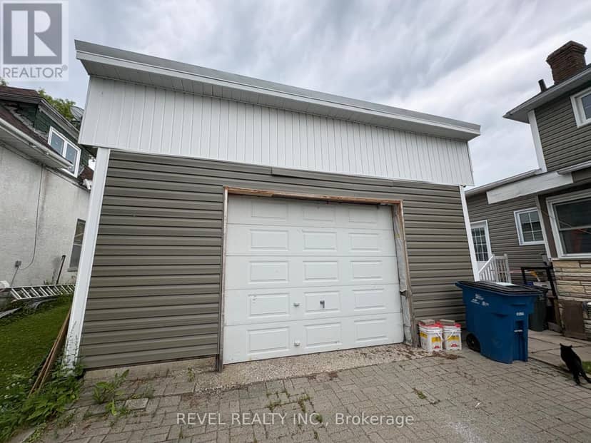 253 Fourth Avenue, Cochrane, photo 4