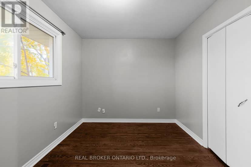 65 Ottaway Avenue — photo 16 of 40