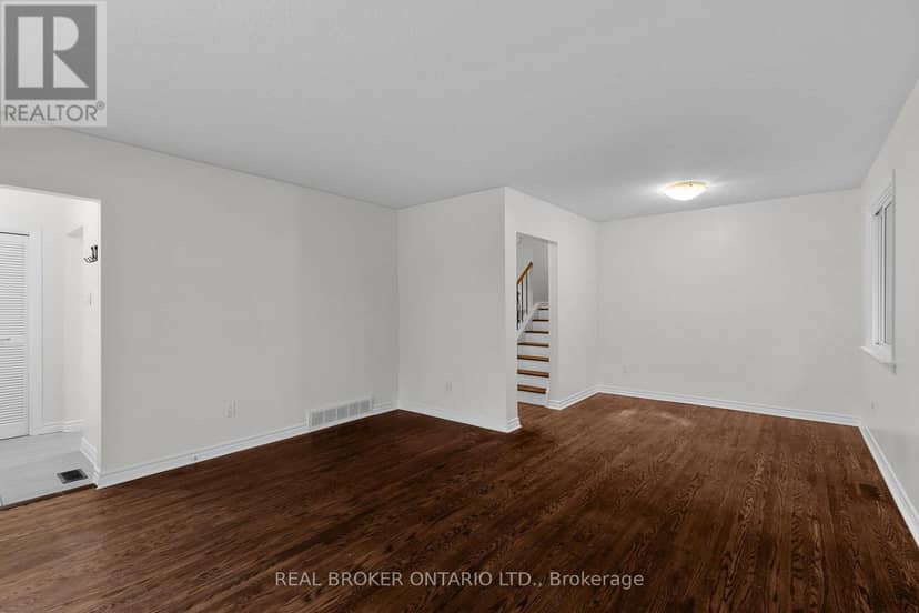 65 Ottaway Avenue — photo 7 of 40
