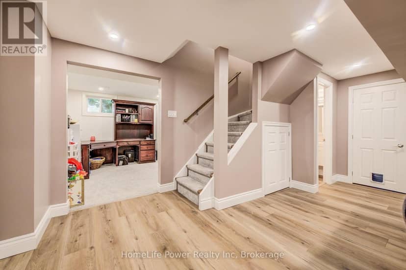 41 McNiven Road — photo 32 of 40