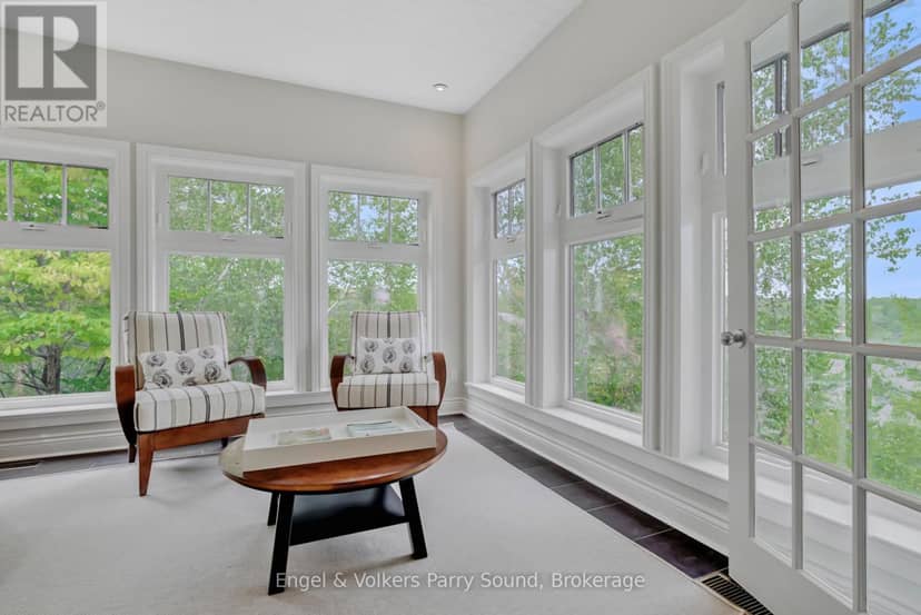 22 Beacon Point Drive — photo 16 of 40