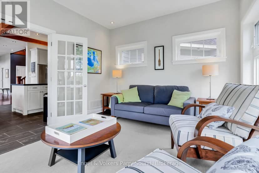 22 Beacon Point Drive — photo 17 of 40