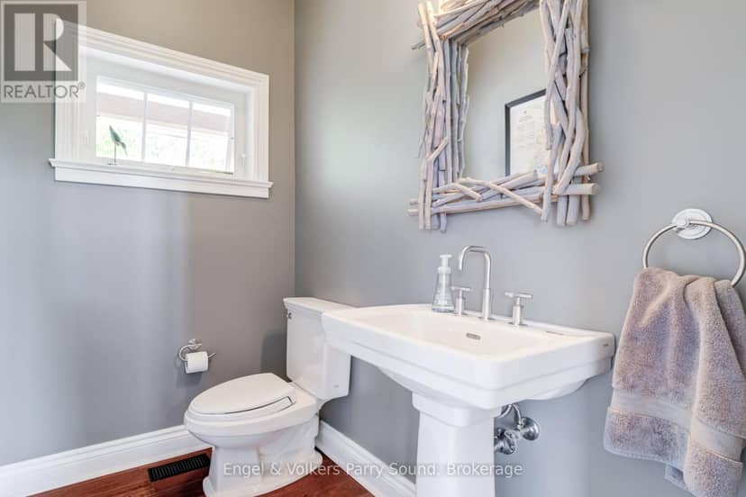 22 Beacon Point Drive — photo 18 of 40