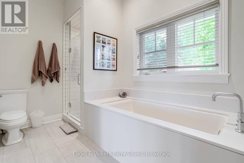 22 Beacon Point Drive — photo 20 of 40