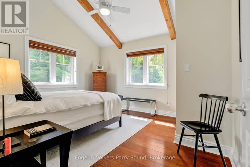 22 Beacon Point Drive — photo 26 of 40