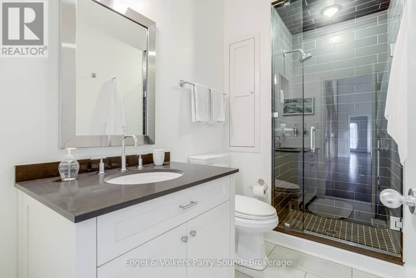 22 Beacon Point Drive — photo 28 of 40
