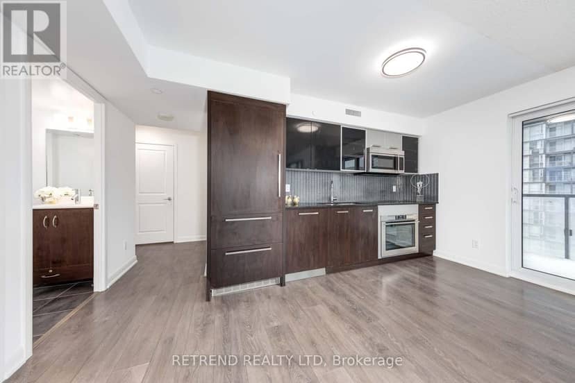 1209 - 5168 Yonge Street — photo 10 of 40
