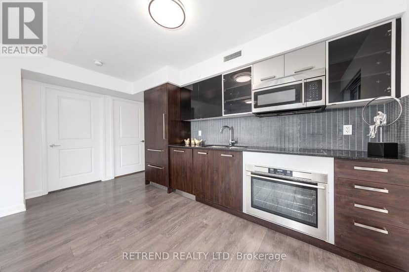 1209 - 5168 Yonge Street — photo 13 of 40