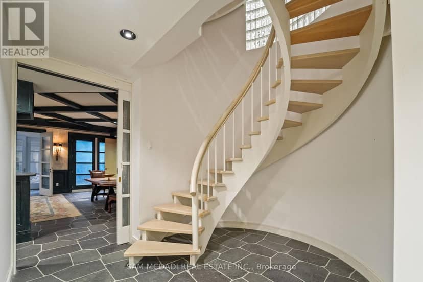 9 Flaherty Lane — photo 39 of 40
