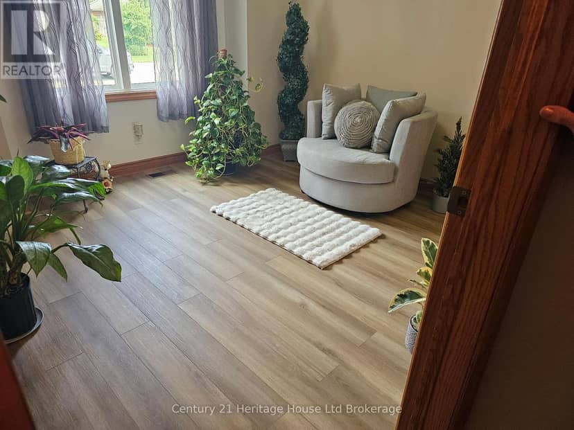 15 Gibson Drive — photo 23 of 40