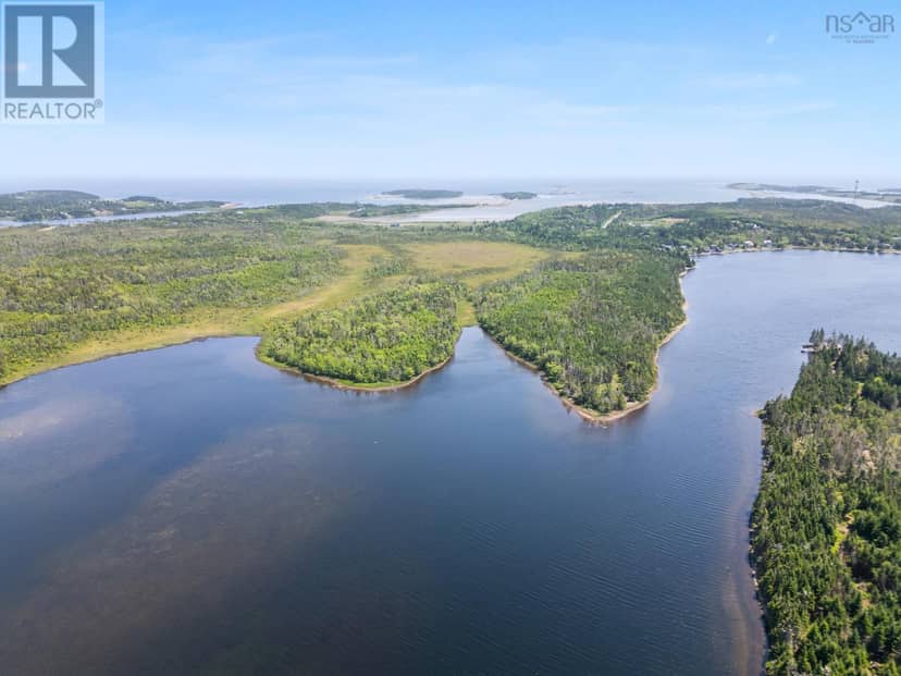 Lot Highway 207, Seaforth