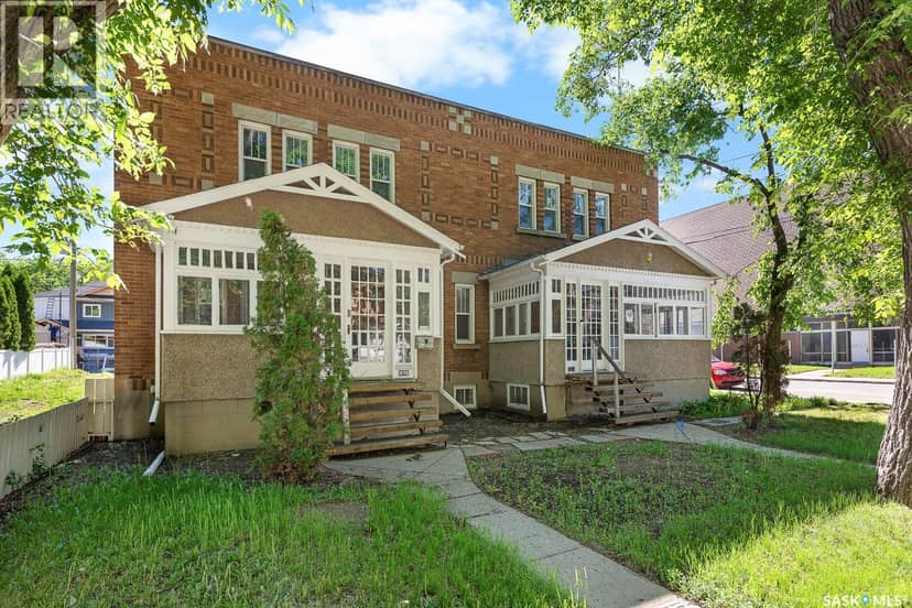 1875 Ottawa Street, Regina, photo 2