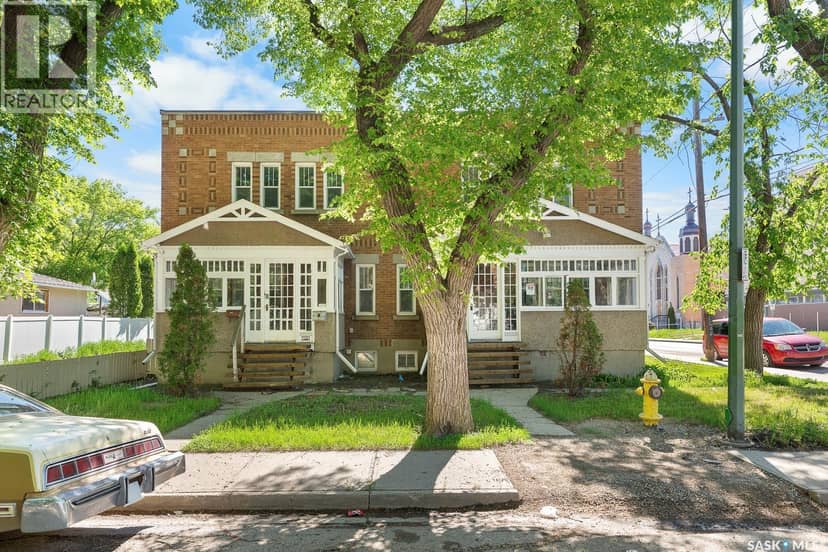 1875 Ottawa Street, Regina
