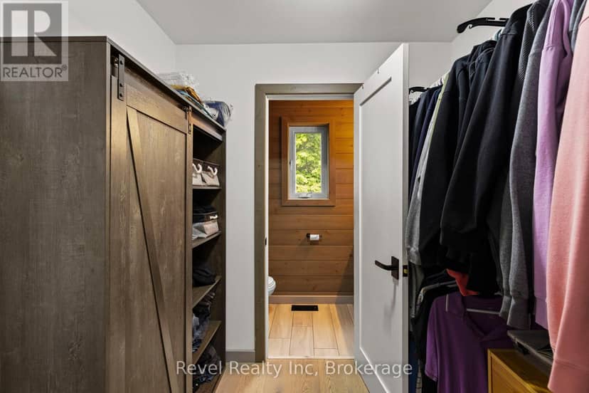 30 Sparrow Road — photo 17 of 35