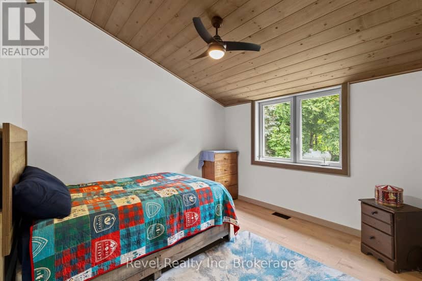 30 Sparrow Road — photo 18 of 35