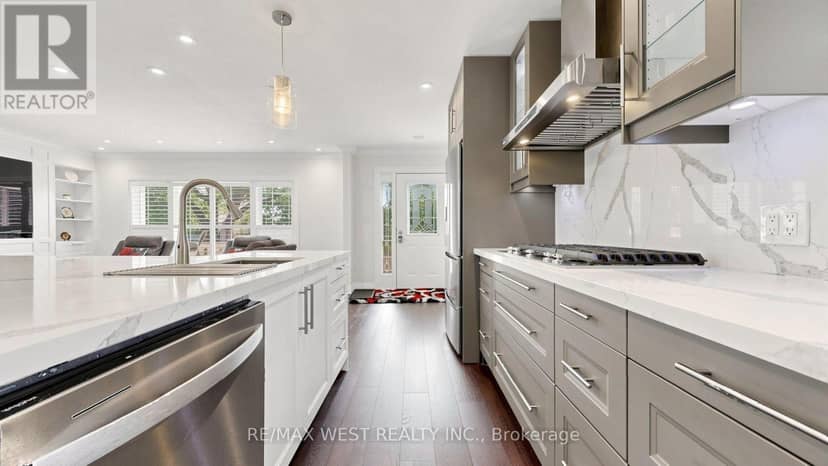 555 McCowan Road — photo 16 of 40