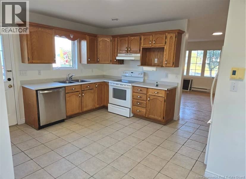78 Palisade Drive — photo 3 of 17