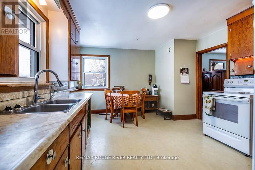 3989 McIntosh Road, Hamilton Township, photo 7