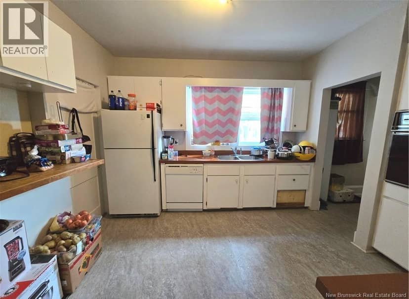 354 Cameron Street — photo 3 of 14