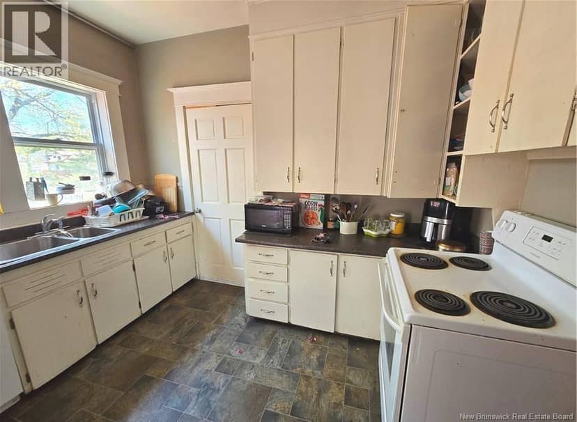 354 Cameron Street — photo 5 of 14