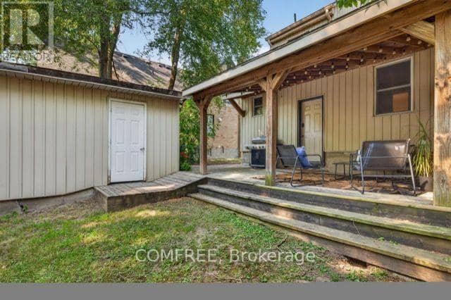 190 Rathowen Street — photo 36 of 40