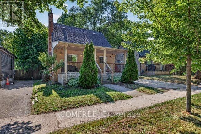 190 Rathowen Street — photo 5 of 40