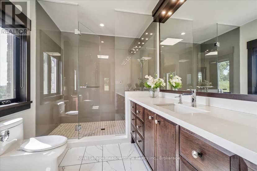 8837 Wellington Road 124 — photo 22 of 40