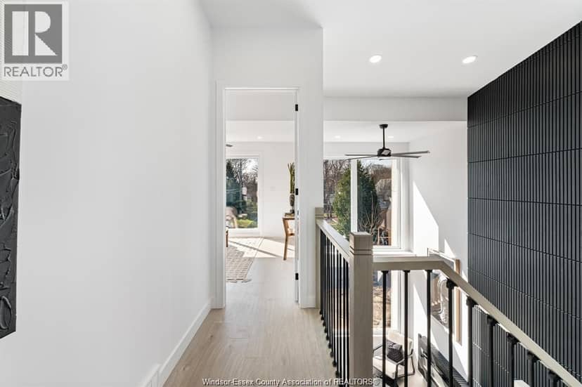 2041 Seneca Street — photo 15 of 40