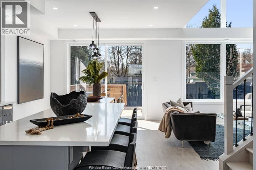 2041 Seneca Street — photo 11 of 40