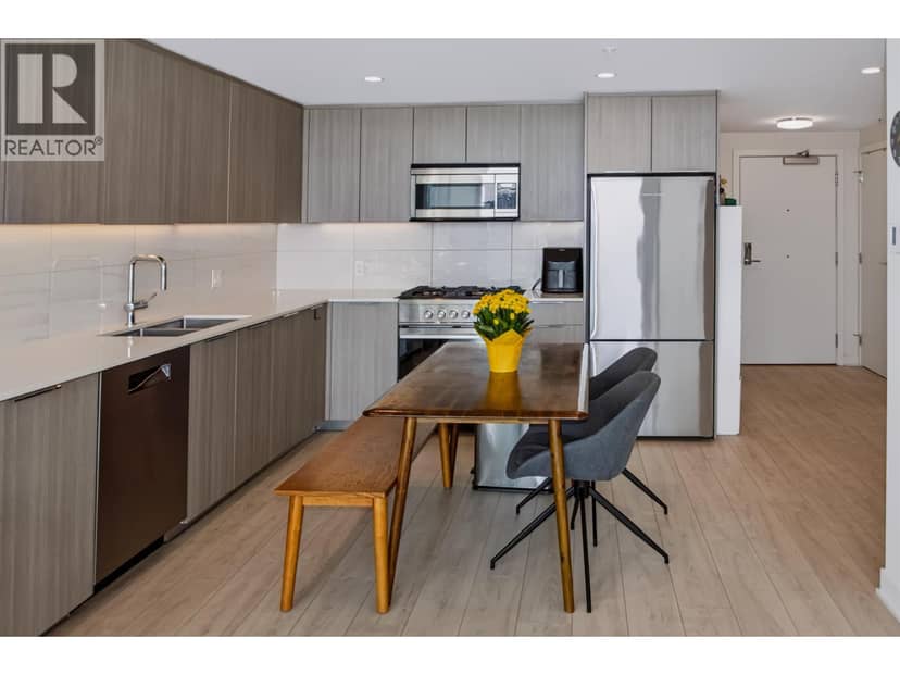 405 1401 HUNTER STREET, North Vancouver, photo 3