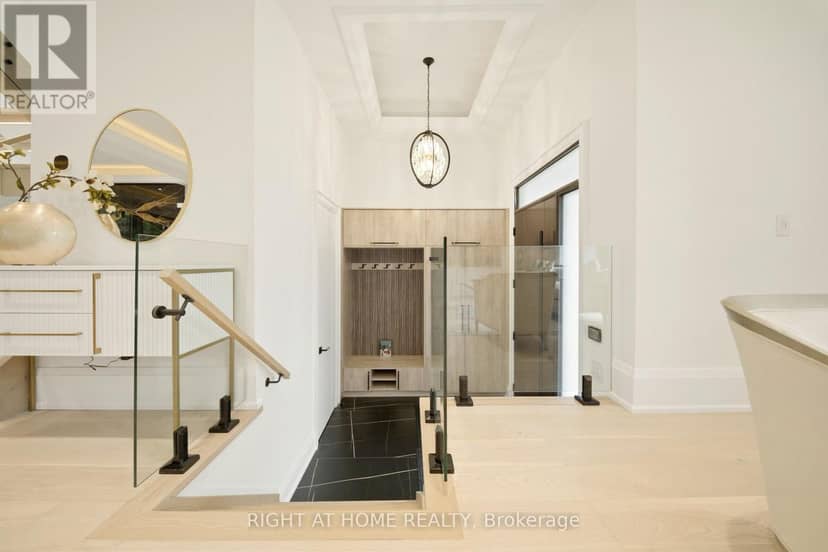 28 Pine Avenue — photo 15 of 40