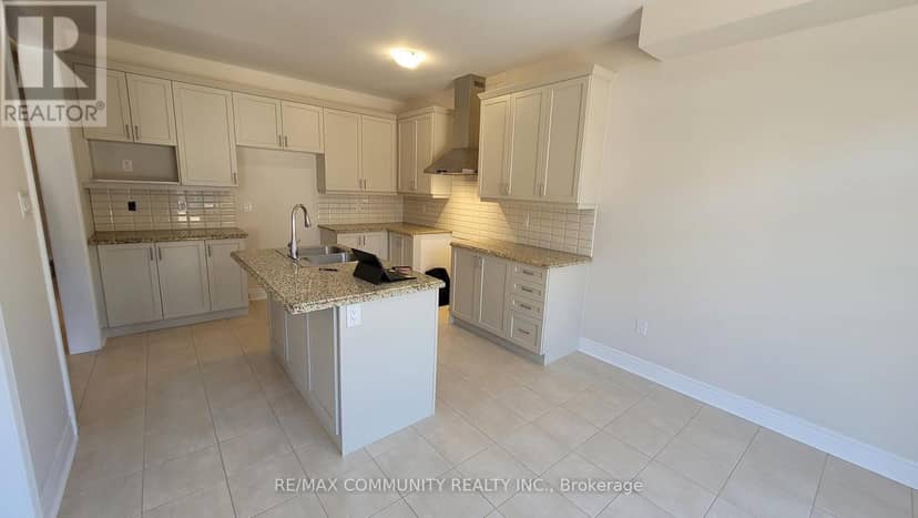 18 Walworth Street — photo 2 of 40