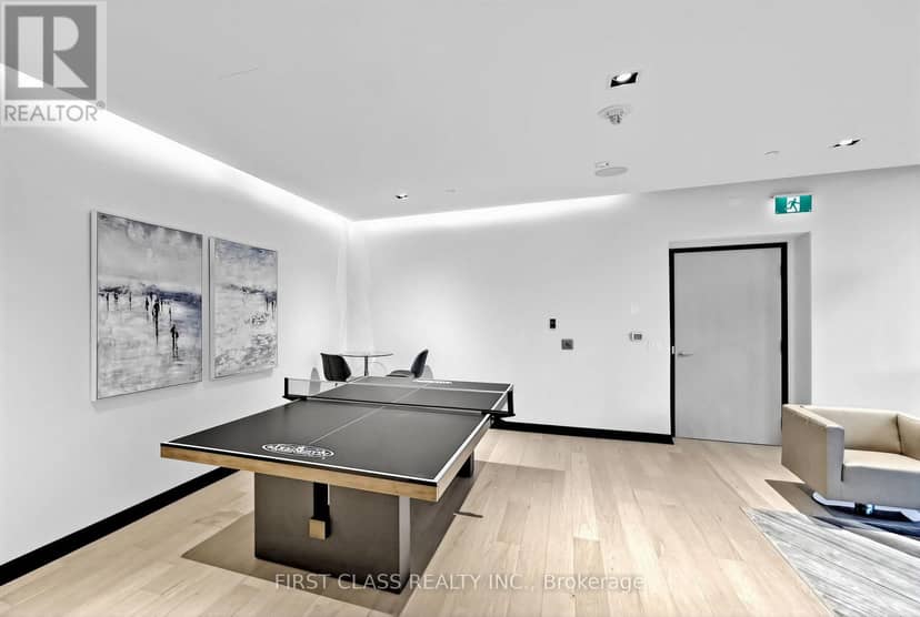 4203 - 395 Bloor Street E — photo 32 of 33