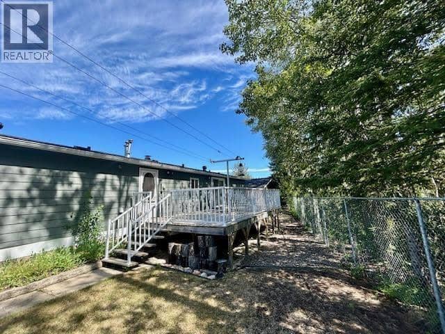 5544 53 STREET, Fort Nelson, photo 4