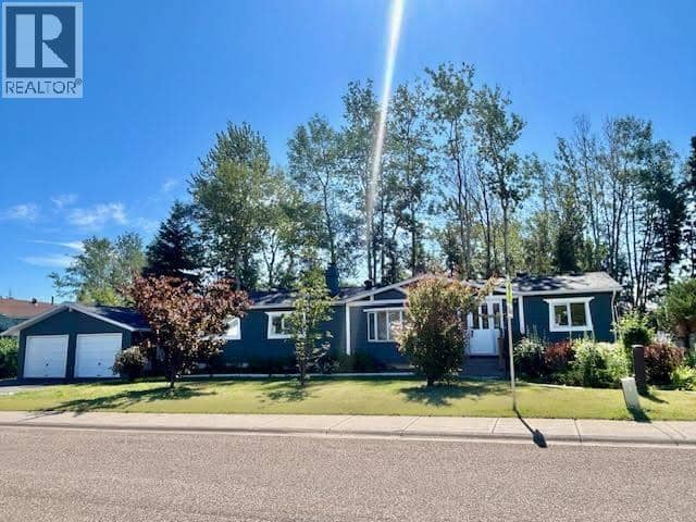 5544 53 STREET, Fort Nelson, photo 2
