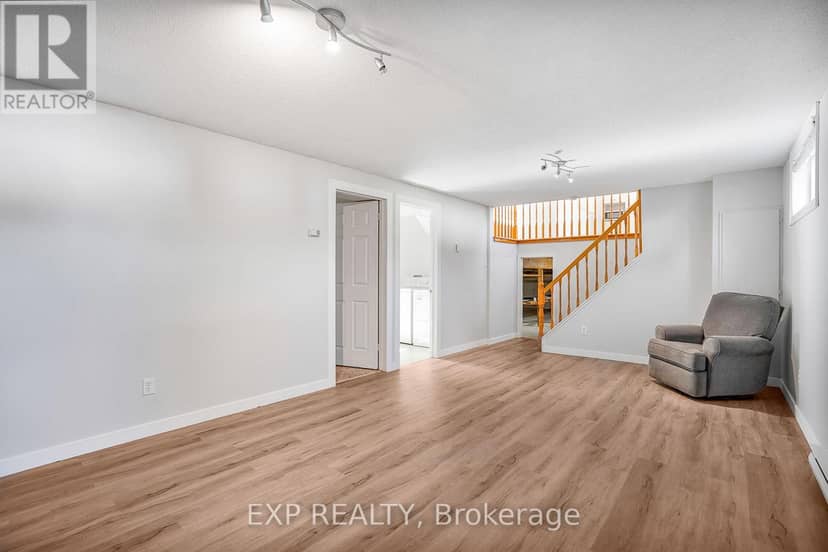 5 Albert Street — photo 24 of 37