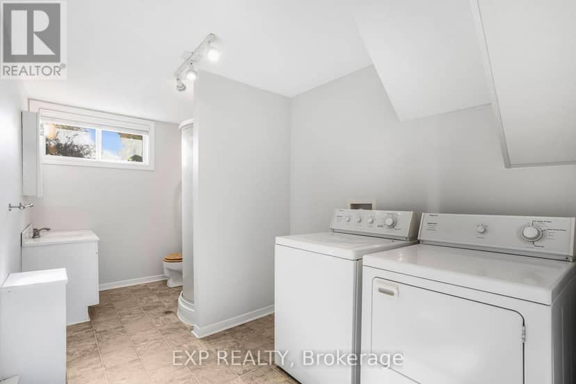 5 Albert Street — photo 25 of 37