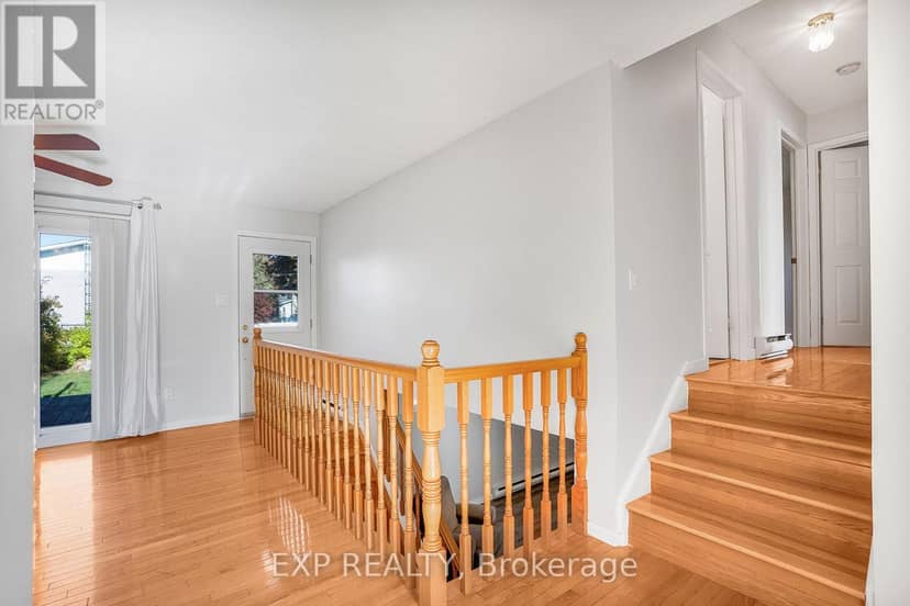 5 Albert Street, Casselman, photo 5