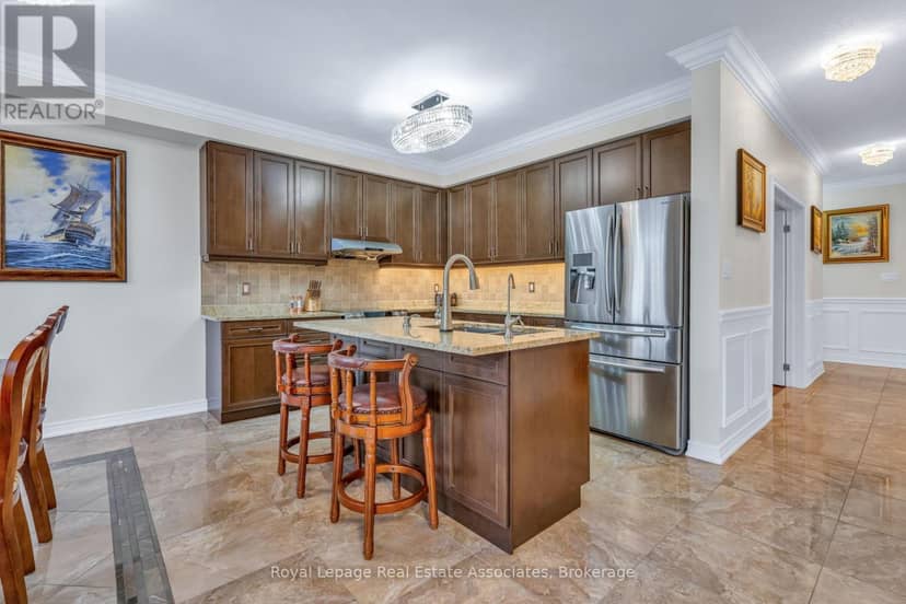 26 Silver Pond Drive — photo 9 of 40